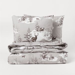 H&M King Duvet - Holiday / Christmas / Winter Theme